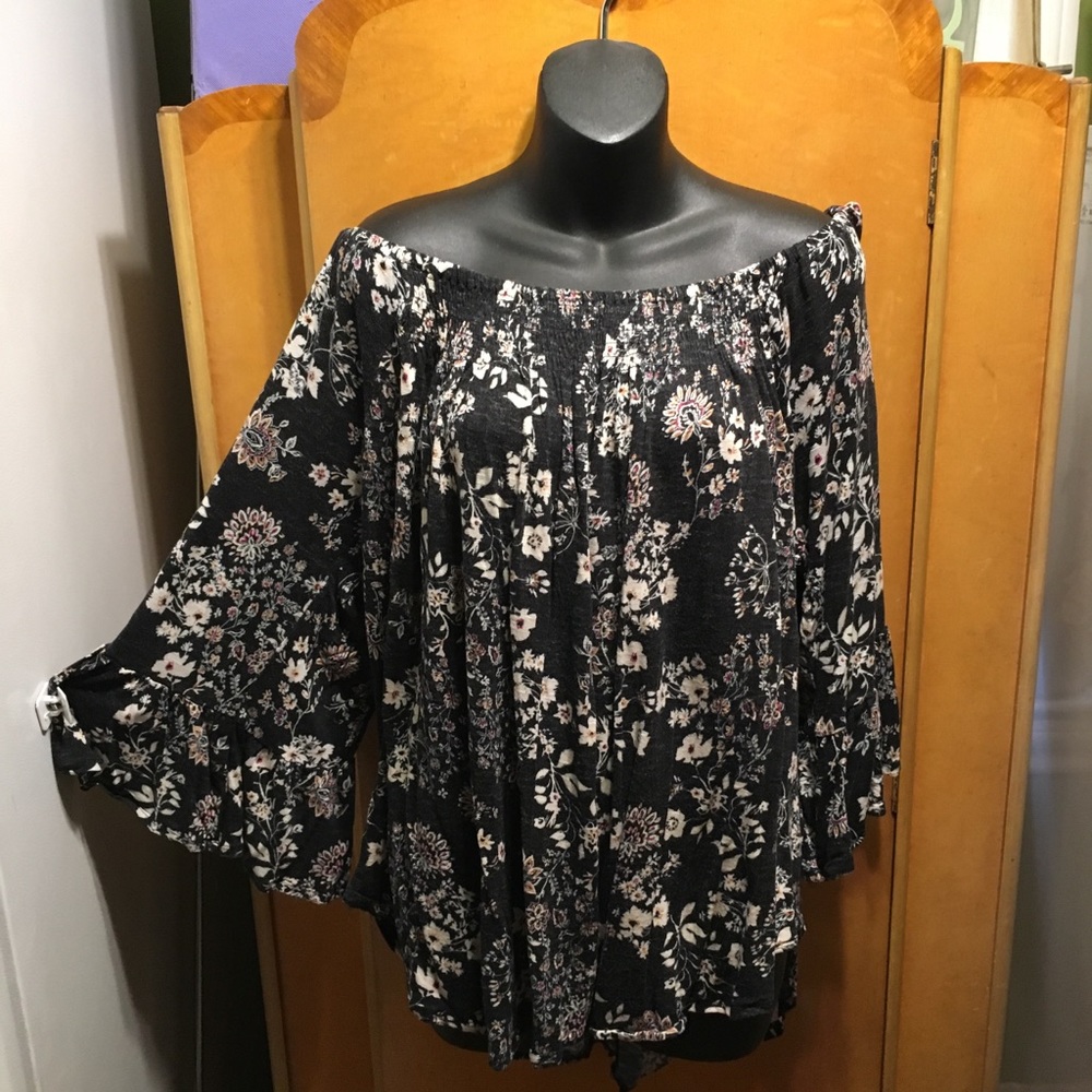 Black floral Peasant Top Blouse 3X Cute